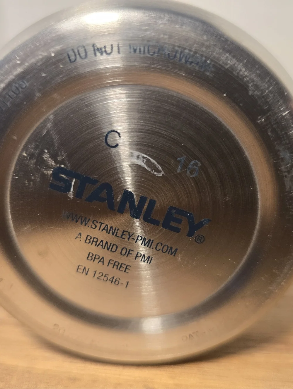 Stanley Classic Twin Lock Adventure Travel Mug Steel Loop Navy Blue 20 fl oz - Picture 9 of 9